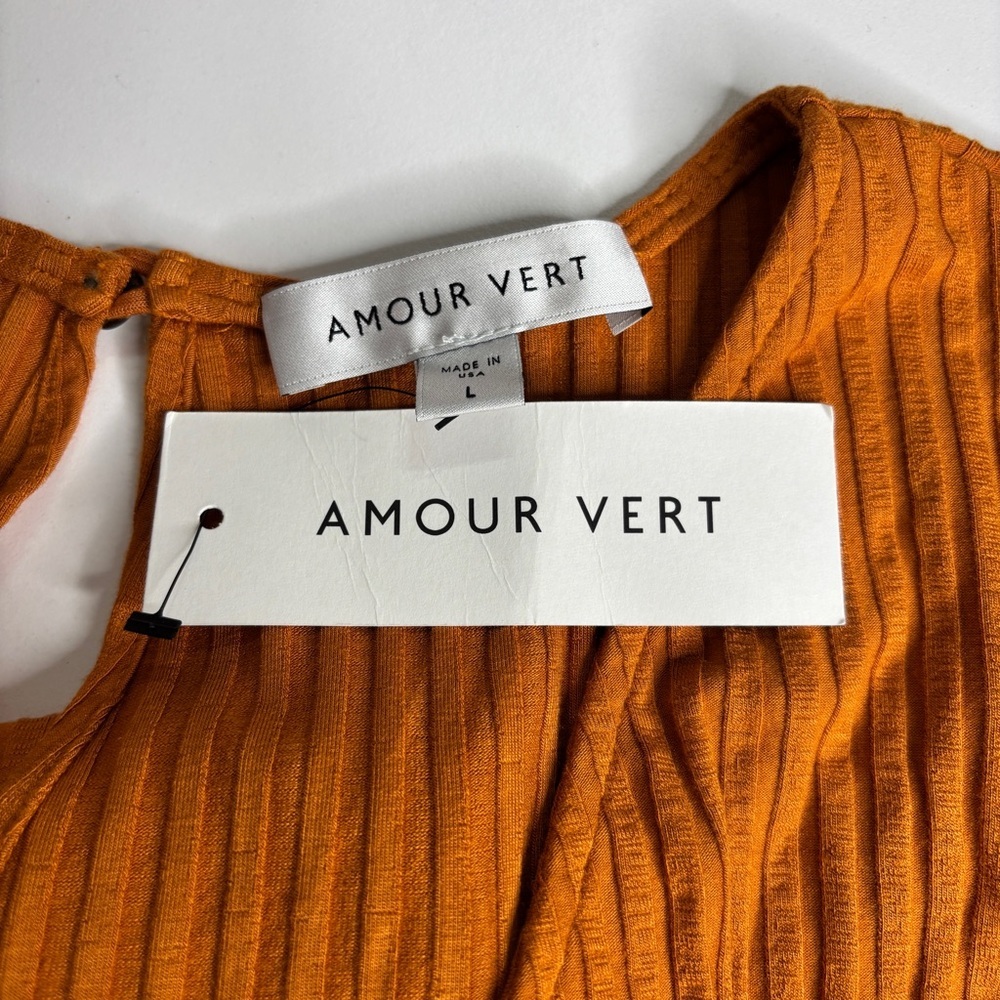 Amour Vert | Ribbed Belted Jumpsuit Ginger | Large - Picture 3 of 6